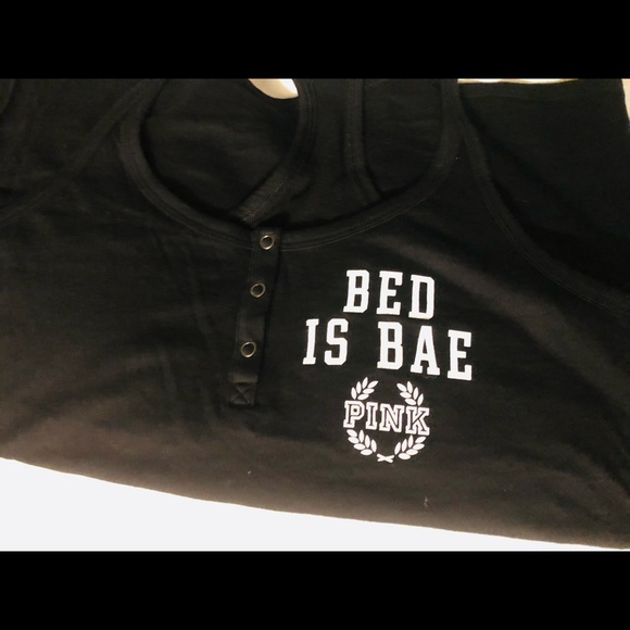 PINK RAZOR BACK TANK TOP- Size:: MED
Black/Wht W/ BUTTONS - Picture 1 of 6